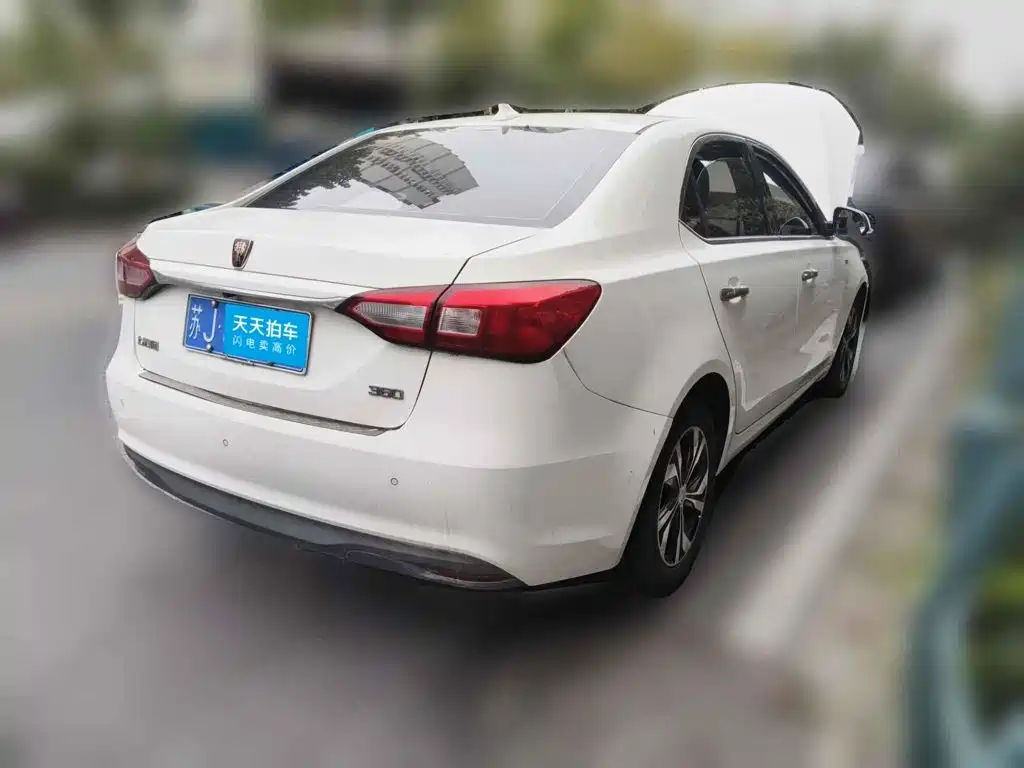 Roewe 360 2017 2017 1.5L Auto Luxury Edition
