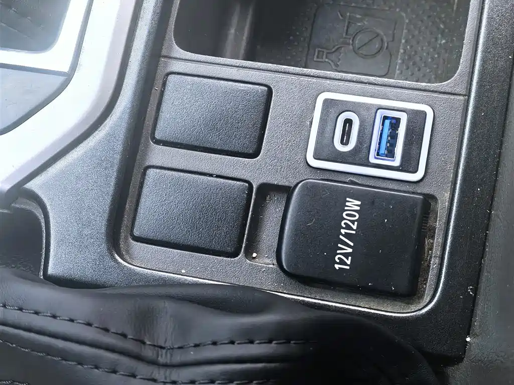 Toyota Prado (Import) 2015 2014 2.7L Automatic Luxury