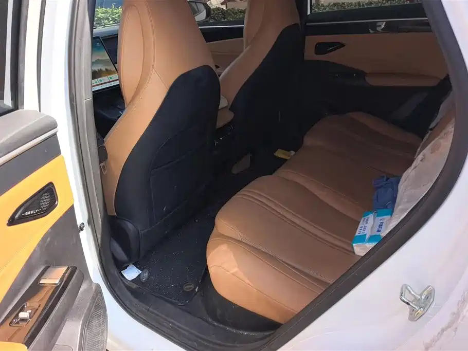 GEELY GALAXY GALAXY L7