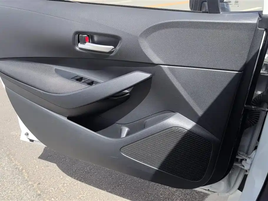 Toyota Levin 2023 TNGA 1.5L CVT Progressive фото 7