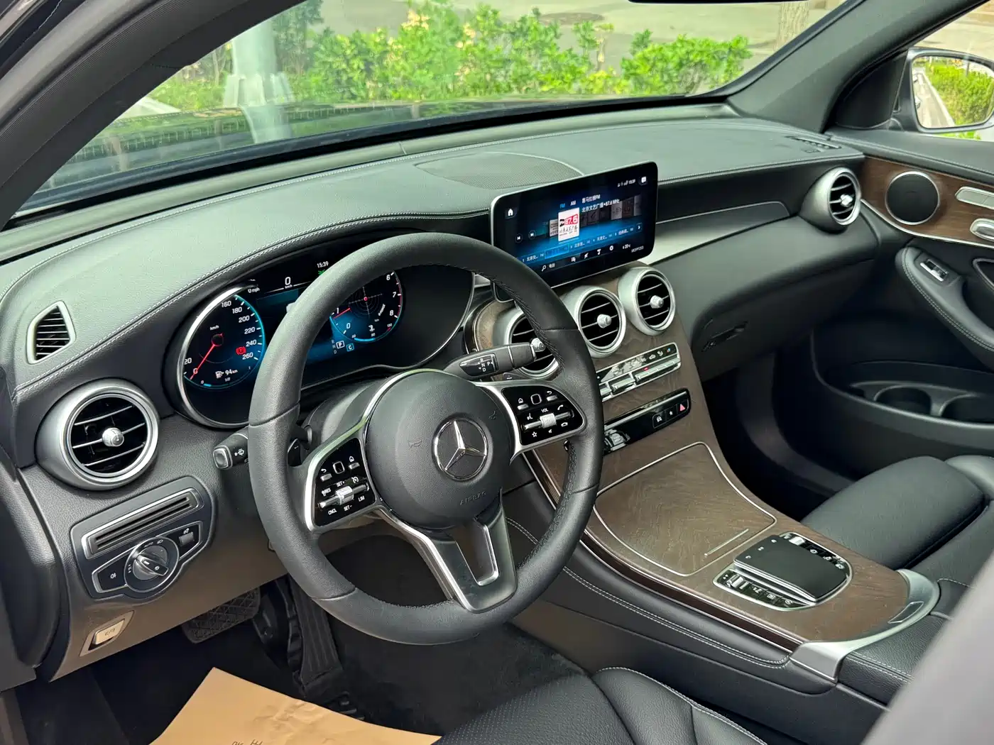 Mercedes-Benz GLC 2021 GLC 260 L 4MATIC Luxury фото 13