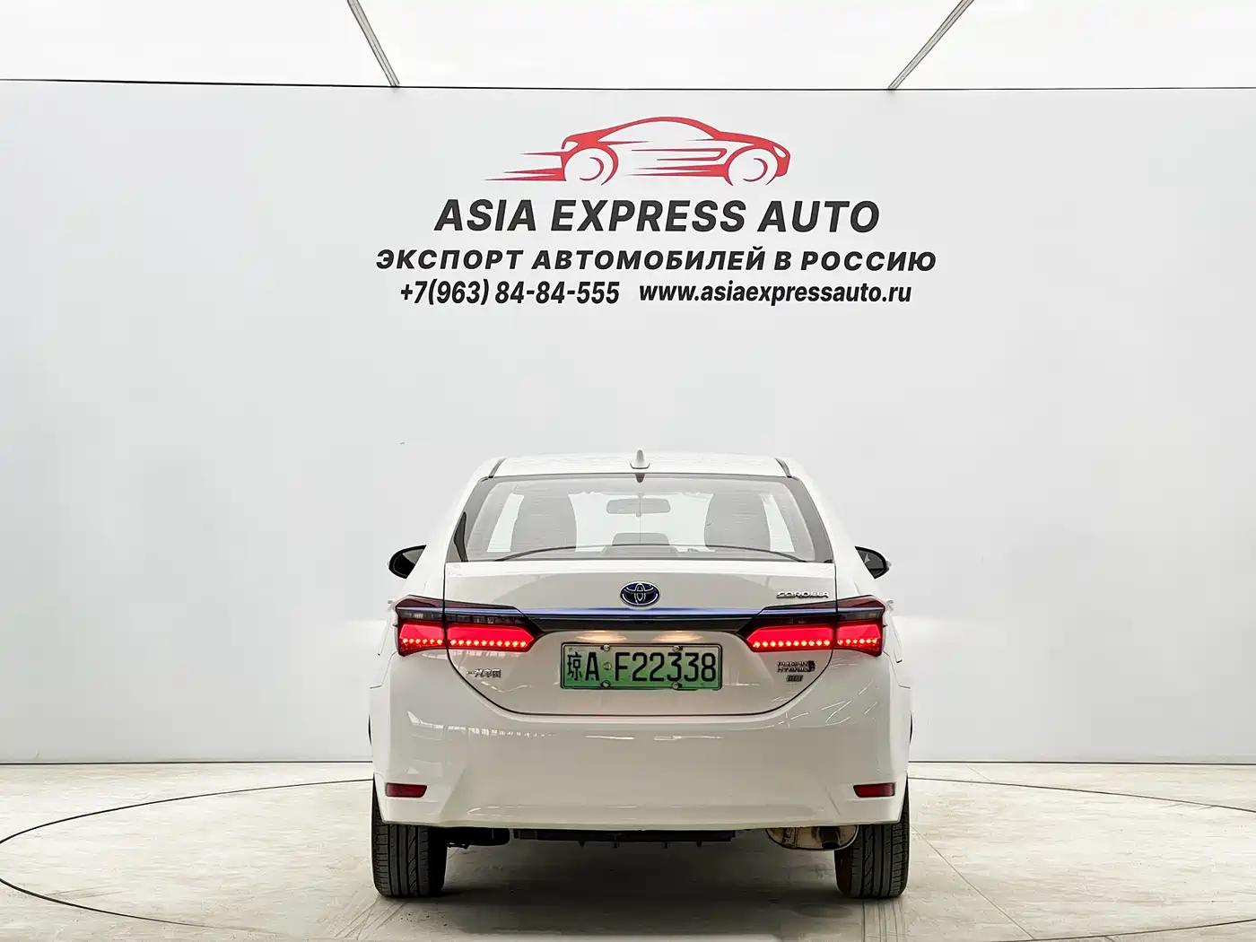 Toyota Corolla 2018 Hybrid 1.8L E-CVT Smart Edition фото 5