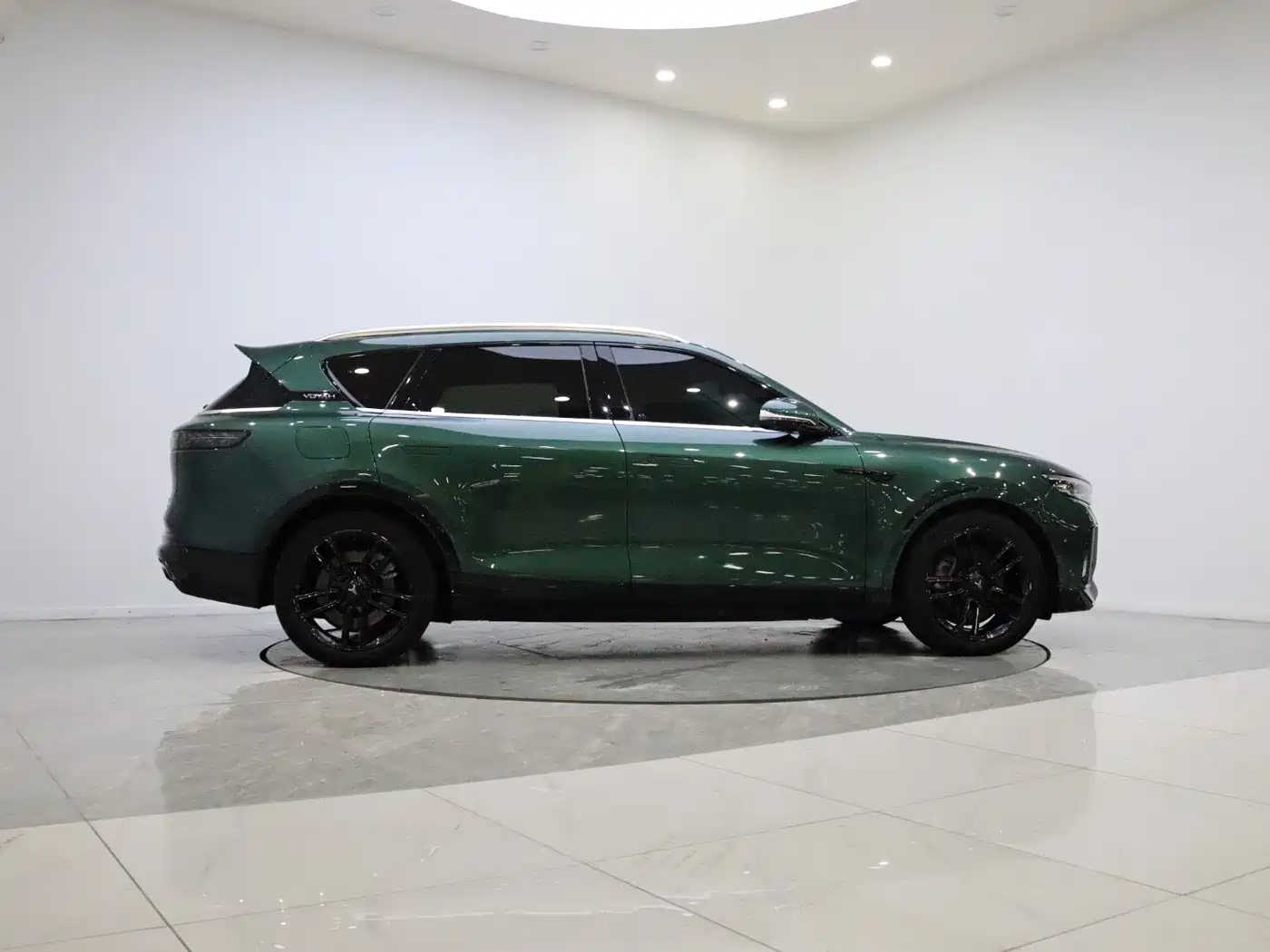 Voyah Auto VOYAH FREE 2024 Ultra Long Range Intelligent Driving Edition фото 6