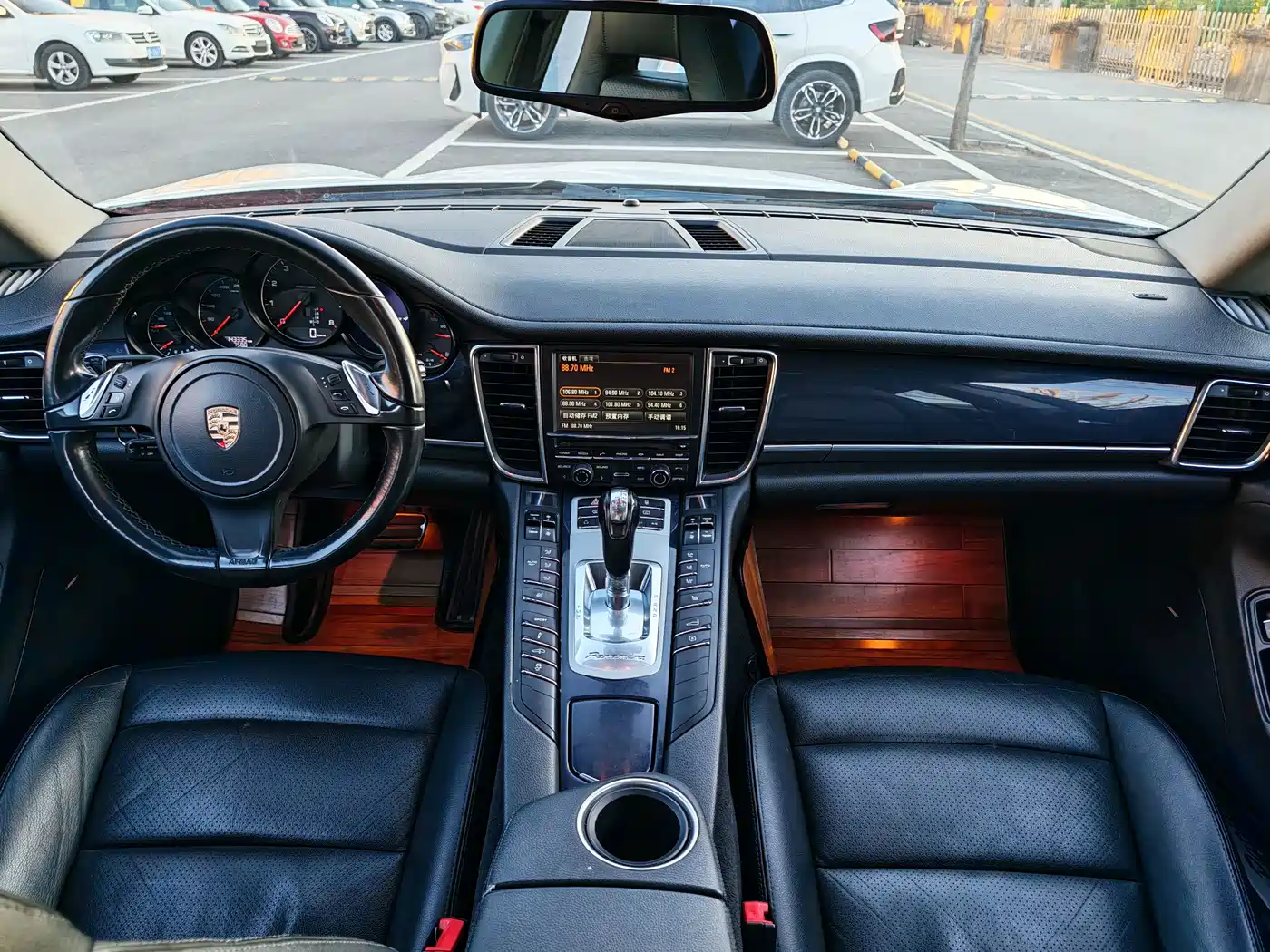 Porsche Panamera 2010 Panamera 4 3.6L фото 16