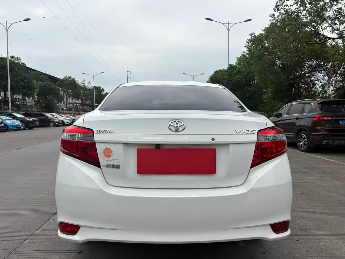 Toyota Vios 2016 1.5L Automatic Zhi Zhen Xing Yao Edition фото 8