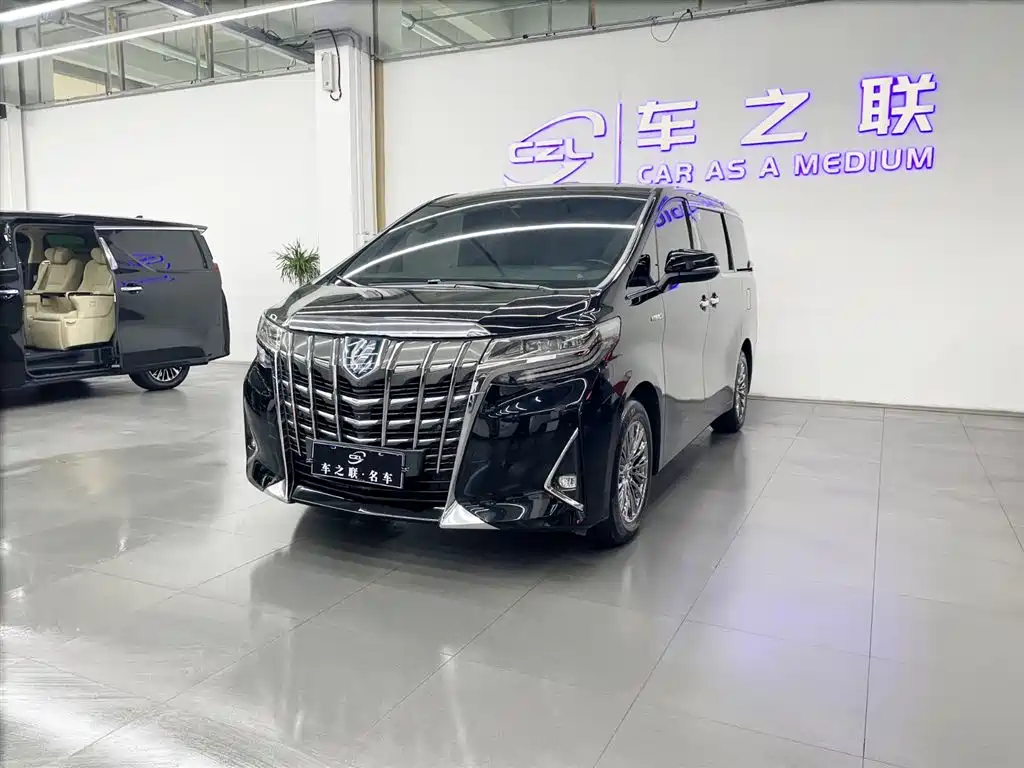 Toyota Alphard 2020 Hybrid 2.5L Premium Edition фото 3