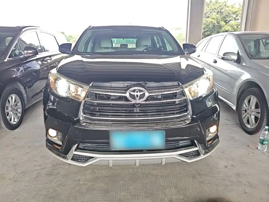 Toyota Highlander 2015 2.0T AWD Luxury Edition 7-seater фото 3