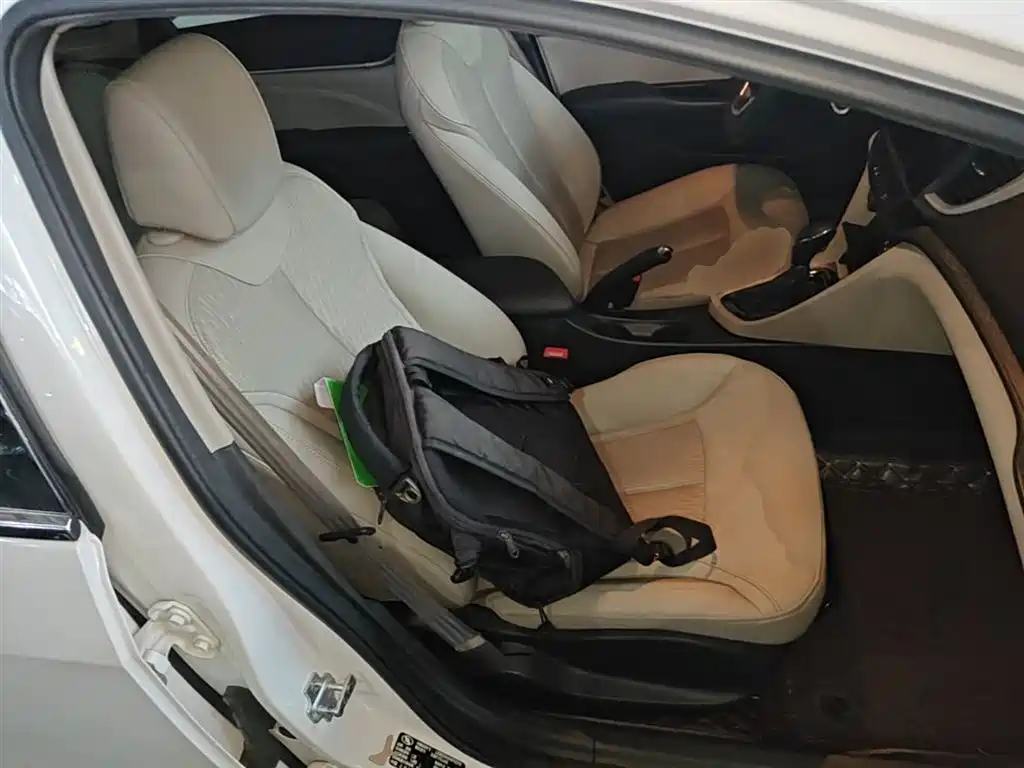 Buick Excelle 2017 15N Automatic Elite фото 25