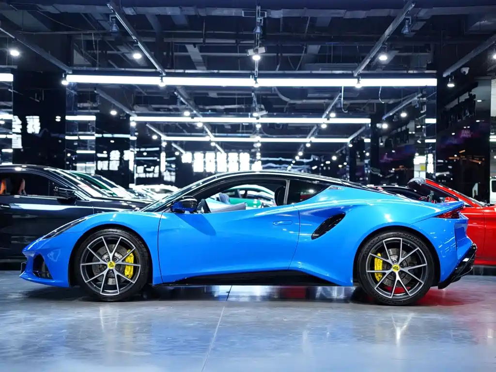 Photo 18 - Lotus EMIRA