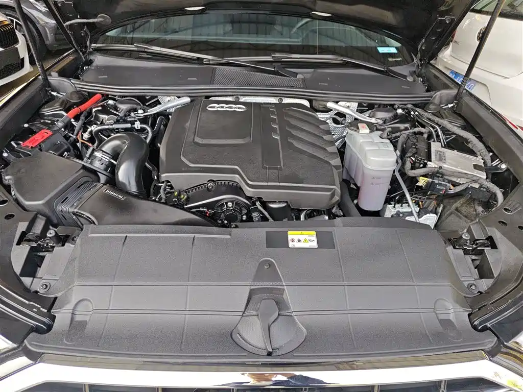 Audi A6L 2024 40 TFSI Luxury Elegance фото 13