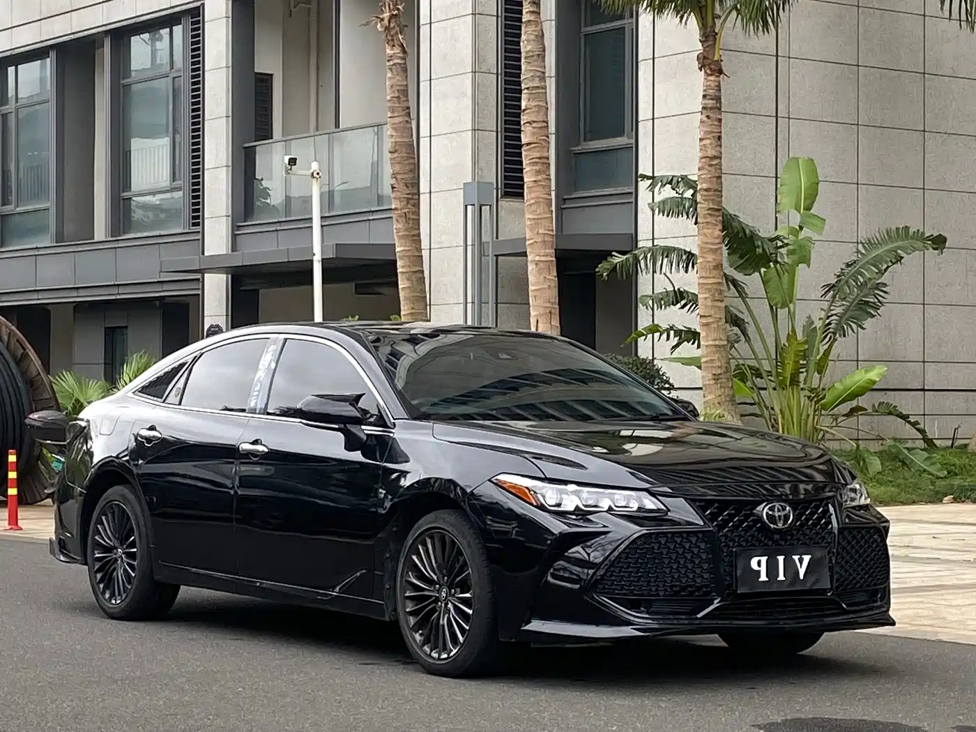 Toyota Avalon 2019 2.0L Luxury Edition (China VI) фото 3