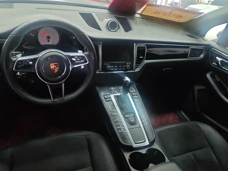 Porsche Macan 2017 Macan S 3.0T фото 12