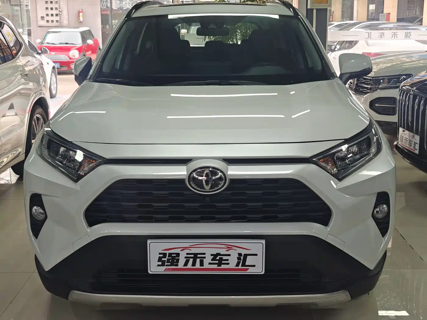 Toyota RAV4 Rongfang 2022 2.0L CVT 2WD Trend Edition фото 2