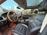 Фото 7 - Volkswagen Touareg