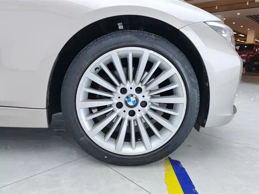 BMW 3 Series 2018 320Li Fashion Style фото 6