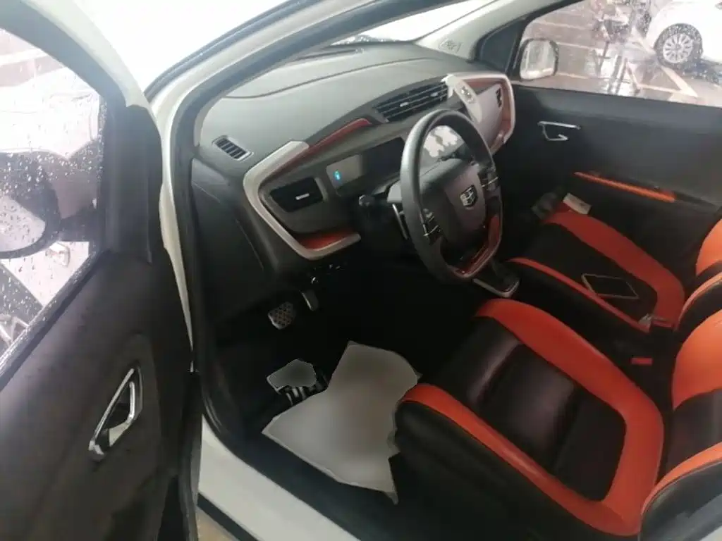 Geely Yuanjing X1 2017 2017 1.3L Auto Fun Edition