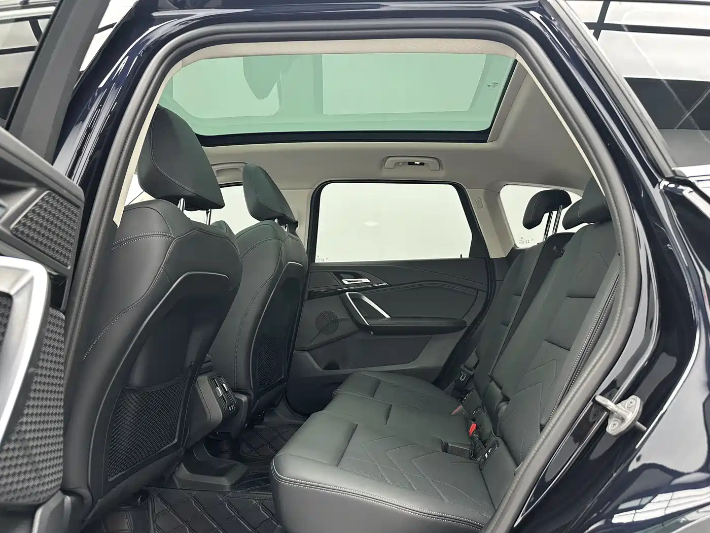 BMW X1 2023 sDrive20Li X Design Package фото 6