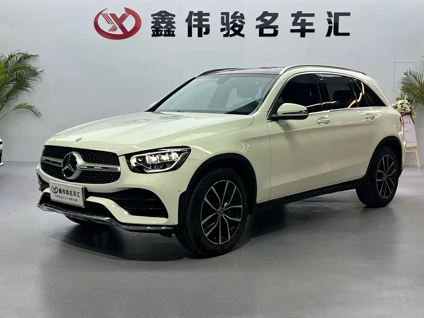 Mercedes-Benz GLC 2022 Model GLC 260 L 4MATIC Luxury Edition фото 2