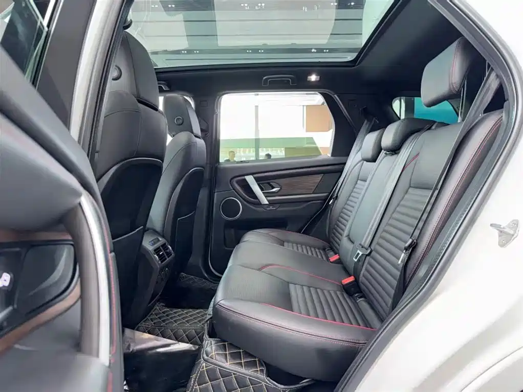 Land Rover Discovery Sport 2020 249PS R-Dynamic Performance фото 6