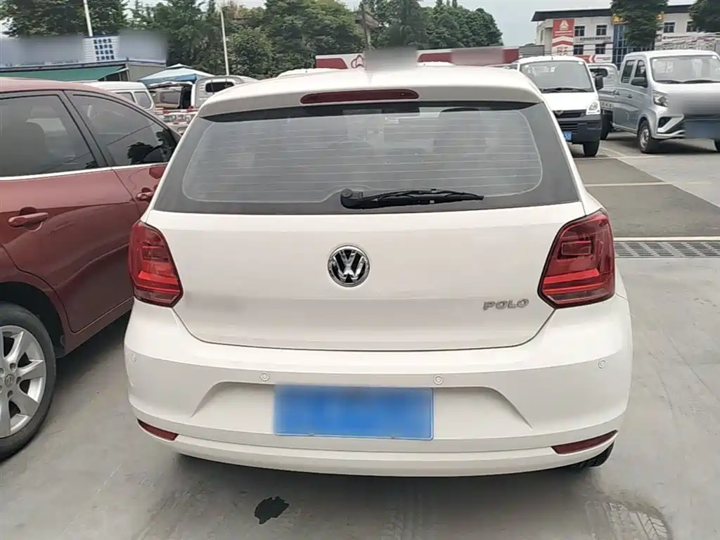 Volkswagen Polo 2016 1.4L Manual Trend фото 6