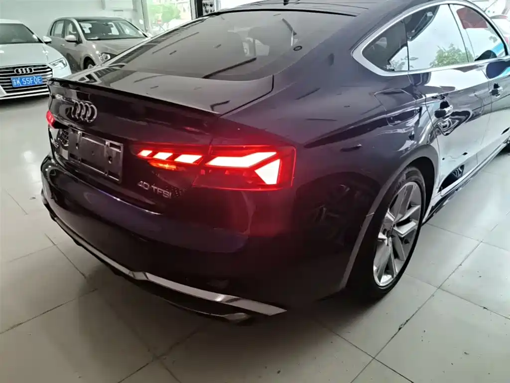 AUDI A5 (IMPORT)