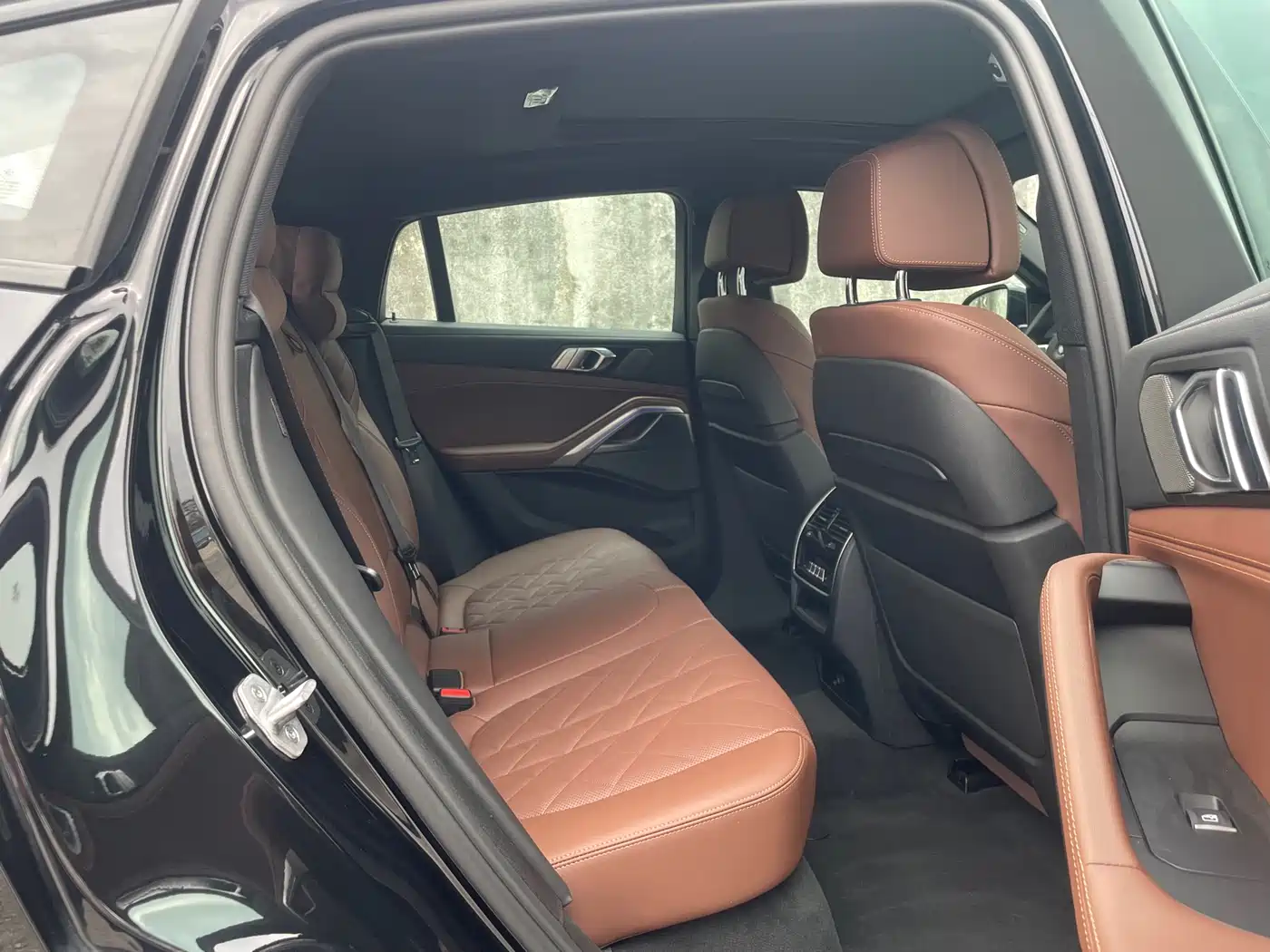 BMW X6 2022 Model Year Facelift II xDrive40i Exclusive M Sport Package фото 14