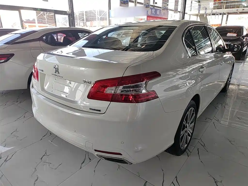Peugeot 408 2018 350THP Automatic Luxury Edition фото 7