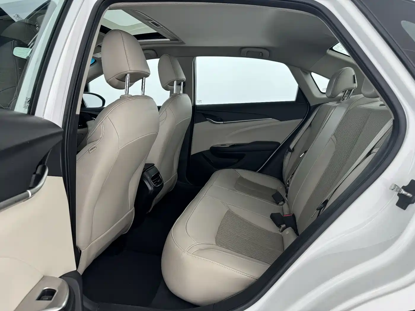 Buick Excelle 2017 15N Automatic Elite фото 10