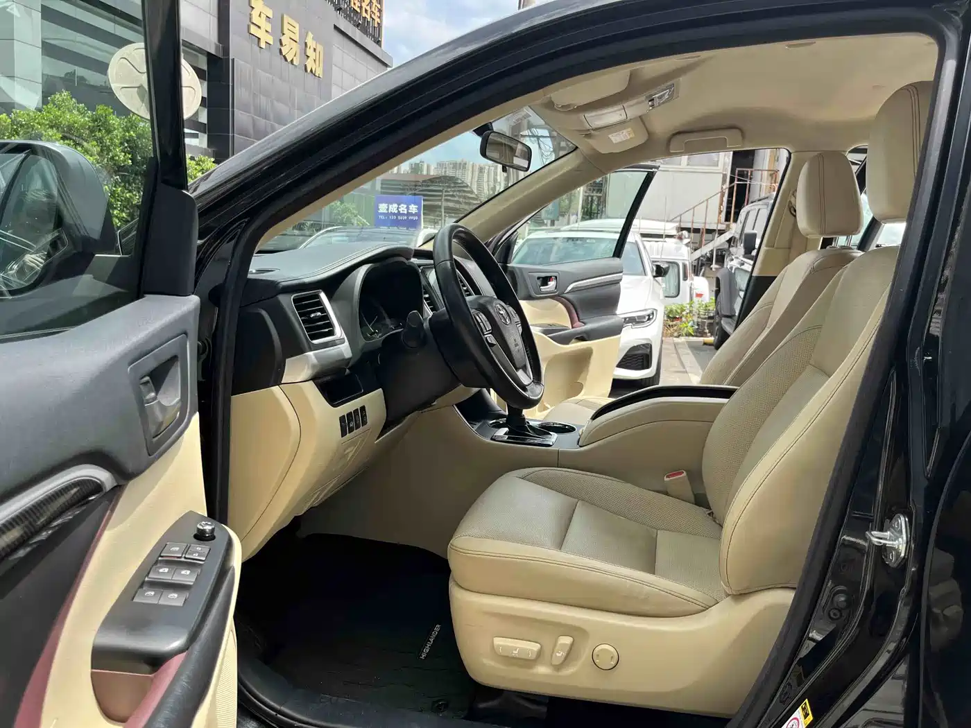 Toyota Highlander 2017 2.0T 2WD Elite 5-Seater фото 9