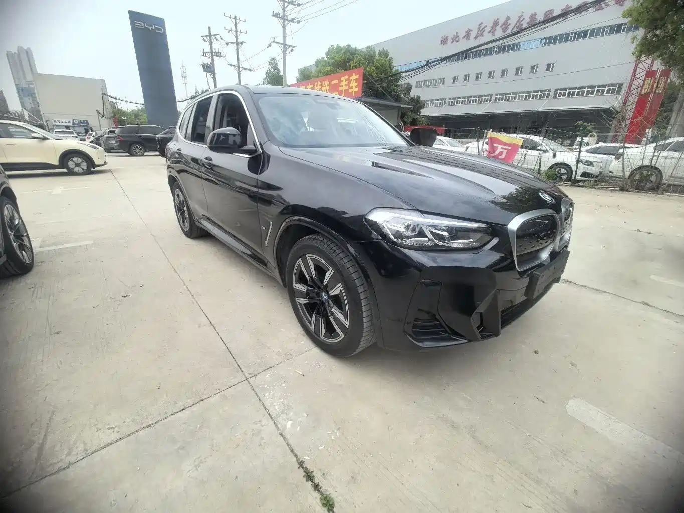BMW IX3