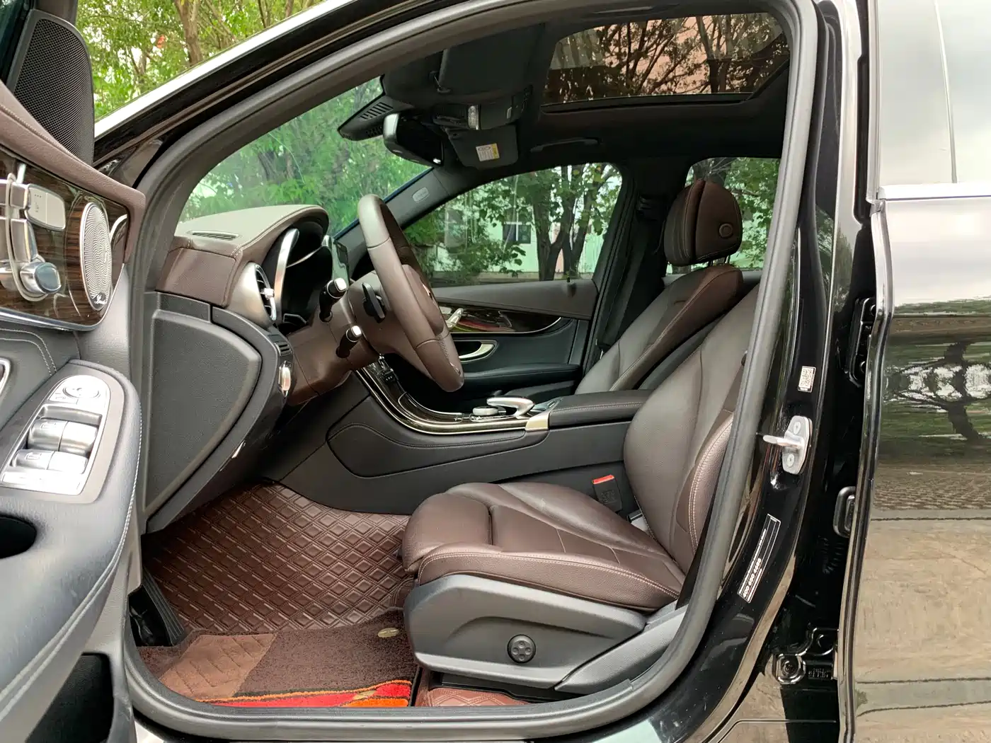 Mercedes-Benz GLC 2017 GLC 260 4MATIC Dynamic фото 4