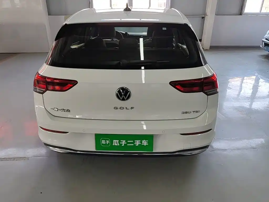 Фото 6 - Volkswagen Golf
