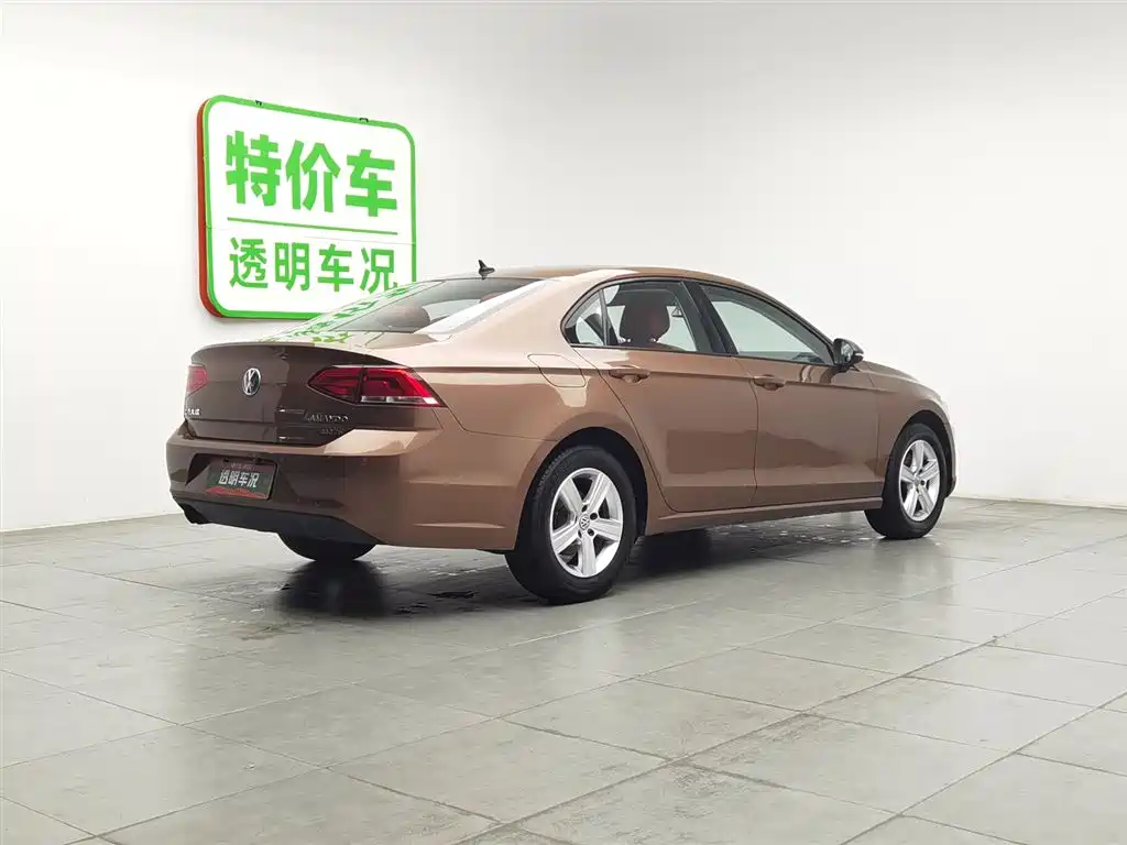 Volkswagen Lamando 2018 230TSI DSG Trend Edition фото 2