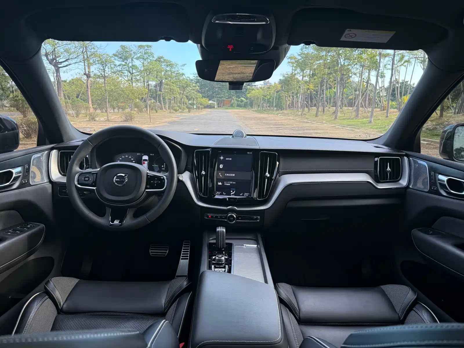 Фото 18 - Volvo XC60 Plug-in Hybrid
