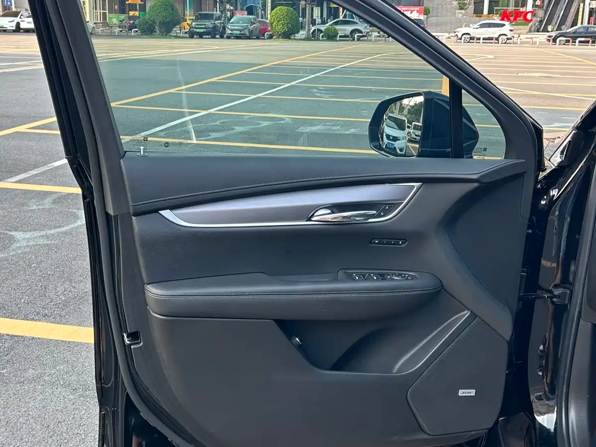 Cadillac XT6 2020 28T 7-Seater AWD Trend Edition фото 20