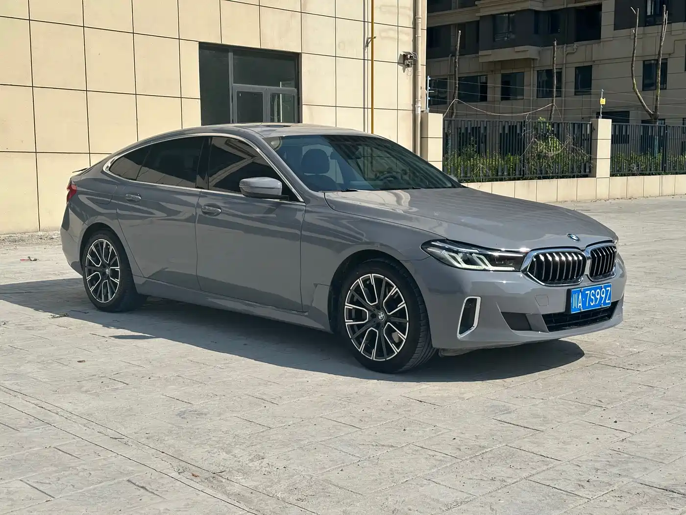 Фото 3 - BMW 6 Series GT