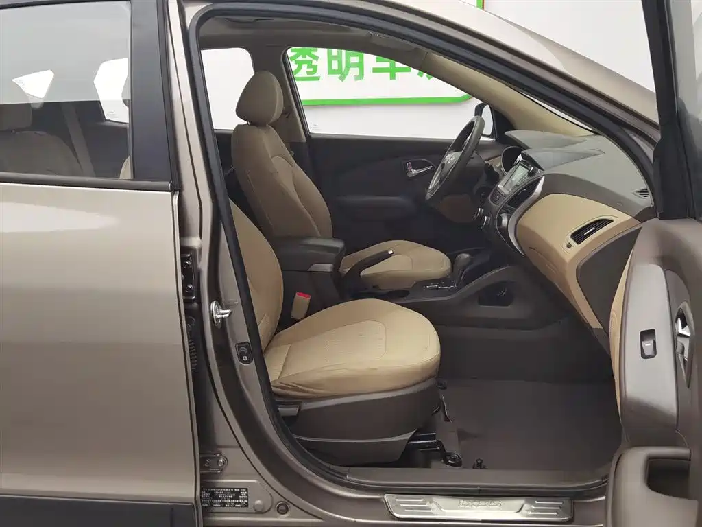 Hyundai Beijing Hyundai ix35 2012 2.0L Automatic 2WD GL фото 23