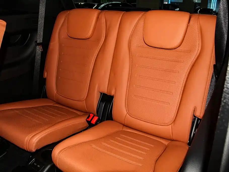 Mercedes-Benz GLC 2024 Facelift GLC 300 L 4MATIC Sport 7-seater фото 25