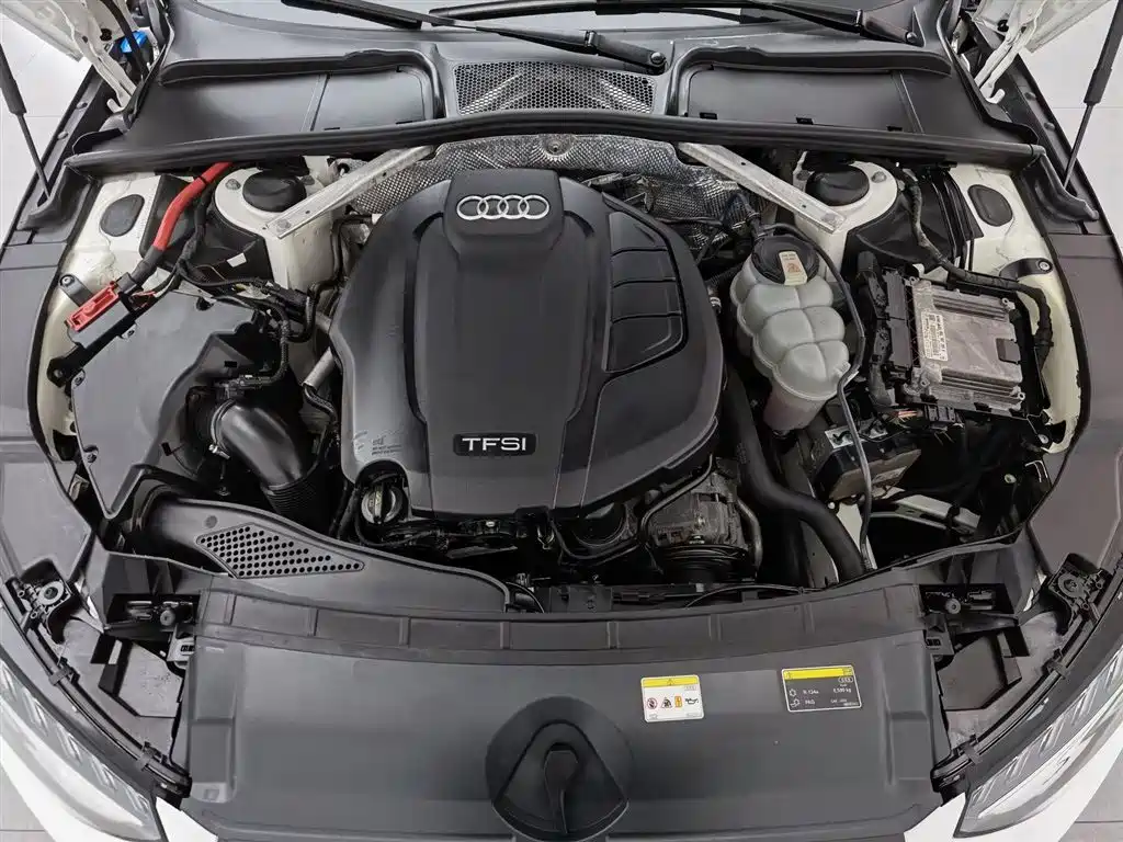 Audi A4L 2020 40 TFSI Luxury Dynamic фото 6