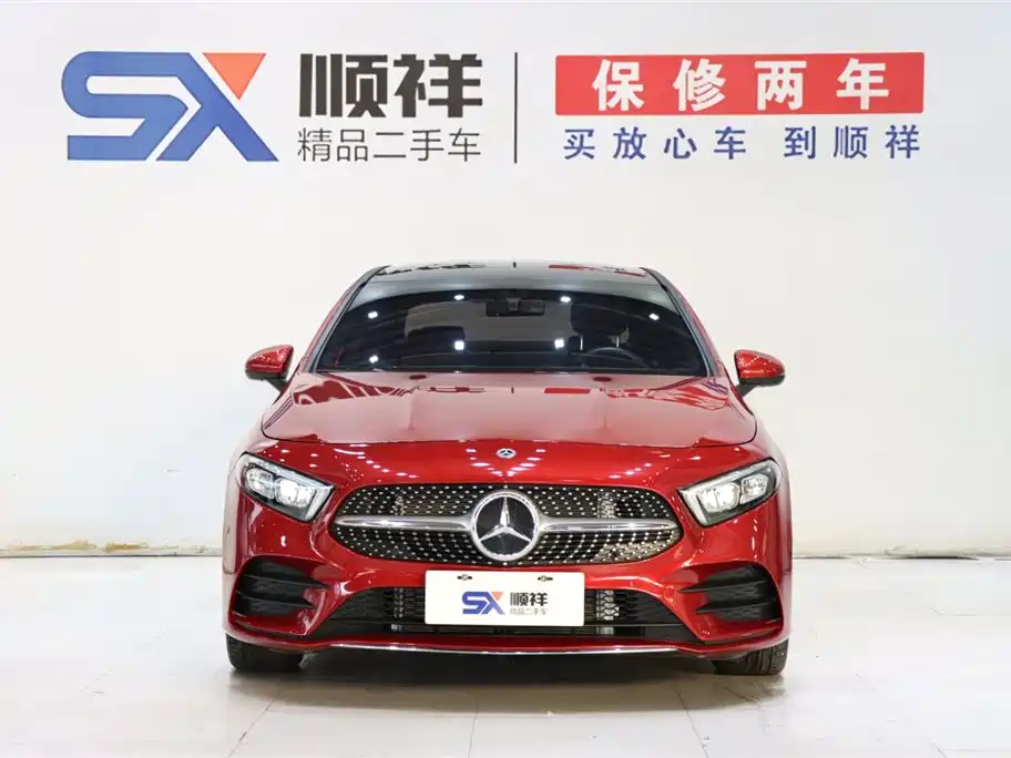 Mercedes-Benz A-Class 2019 A 200 L Sport Sedan фото 2