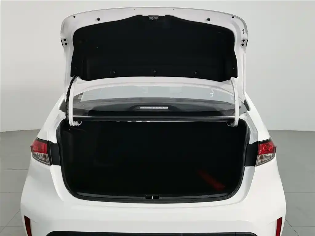 Toyota Levin 2023 Smart Hybrid 1.8L Leading Edition фото 16