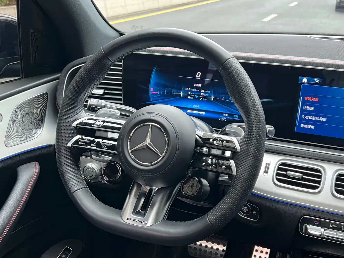 Mercedes-Benz GLE AMG 2024 AMG GLE 53 4MATIC+ фото 14