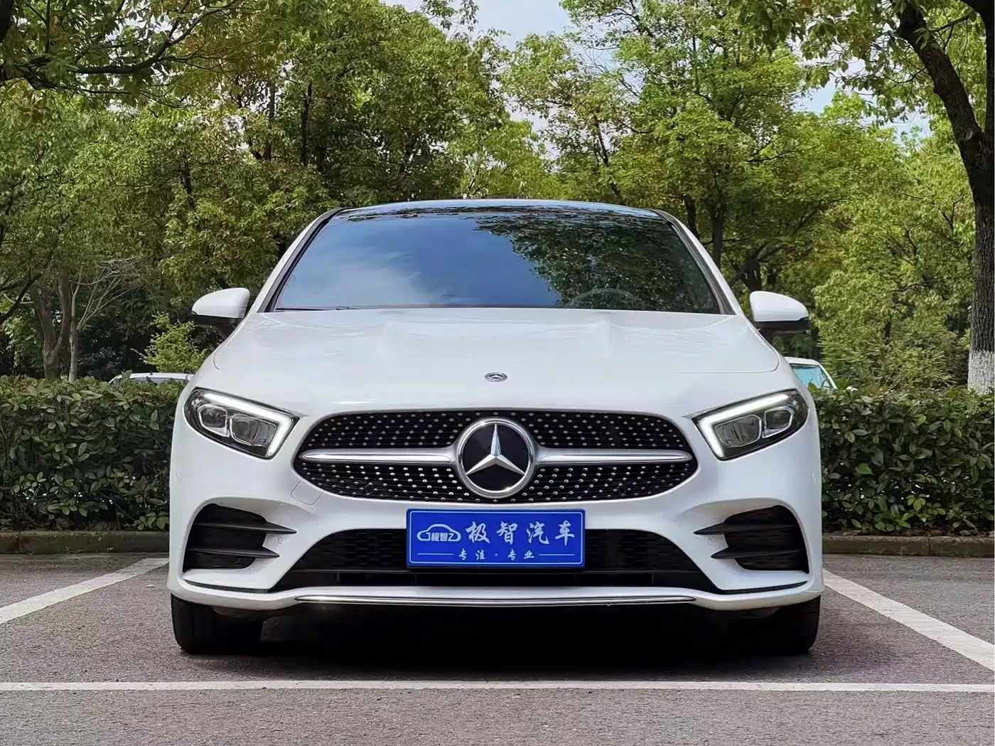 Mercedes-Benz A-Class 2023 A 200 L Fashion фото 2