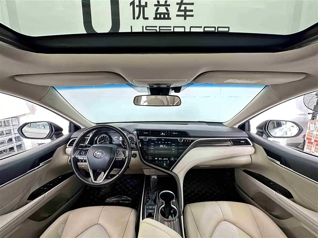 Toyota Camry 2019 2.5G Luxury Edition China VI фото 6