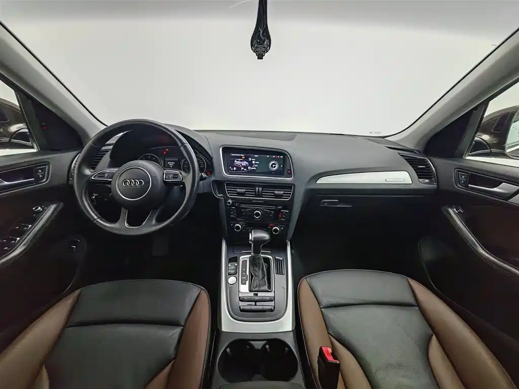 Audi Q5 2017 Plus 40 TFSI Technology фото 5