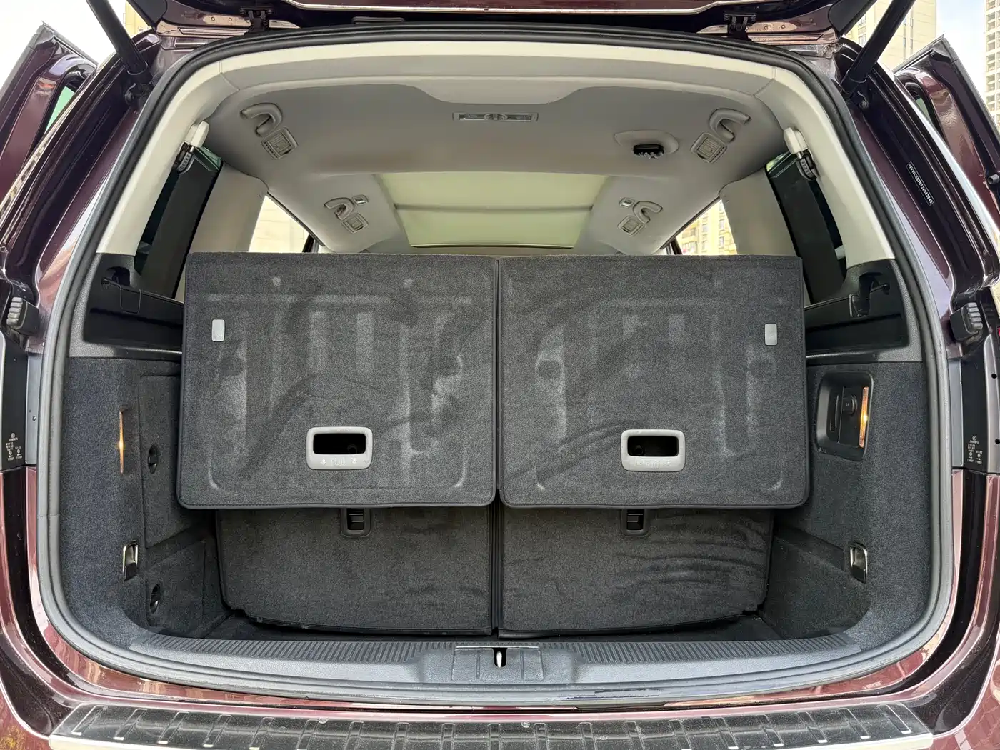 Volkswagen Sharan 2018 380TSI Comfort 7-Seater фото 16
