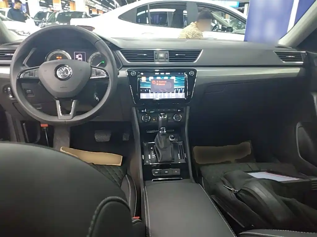 Škoda Superb 2018 TSI280 DSG Comfort (China V) фото 10