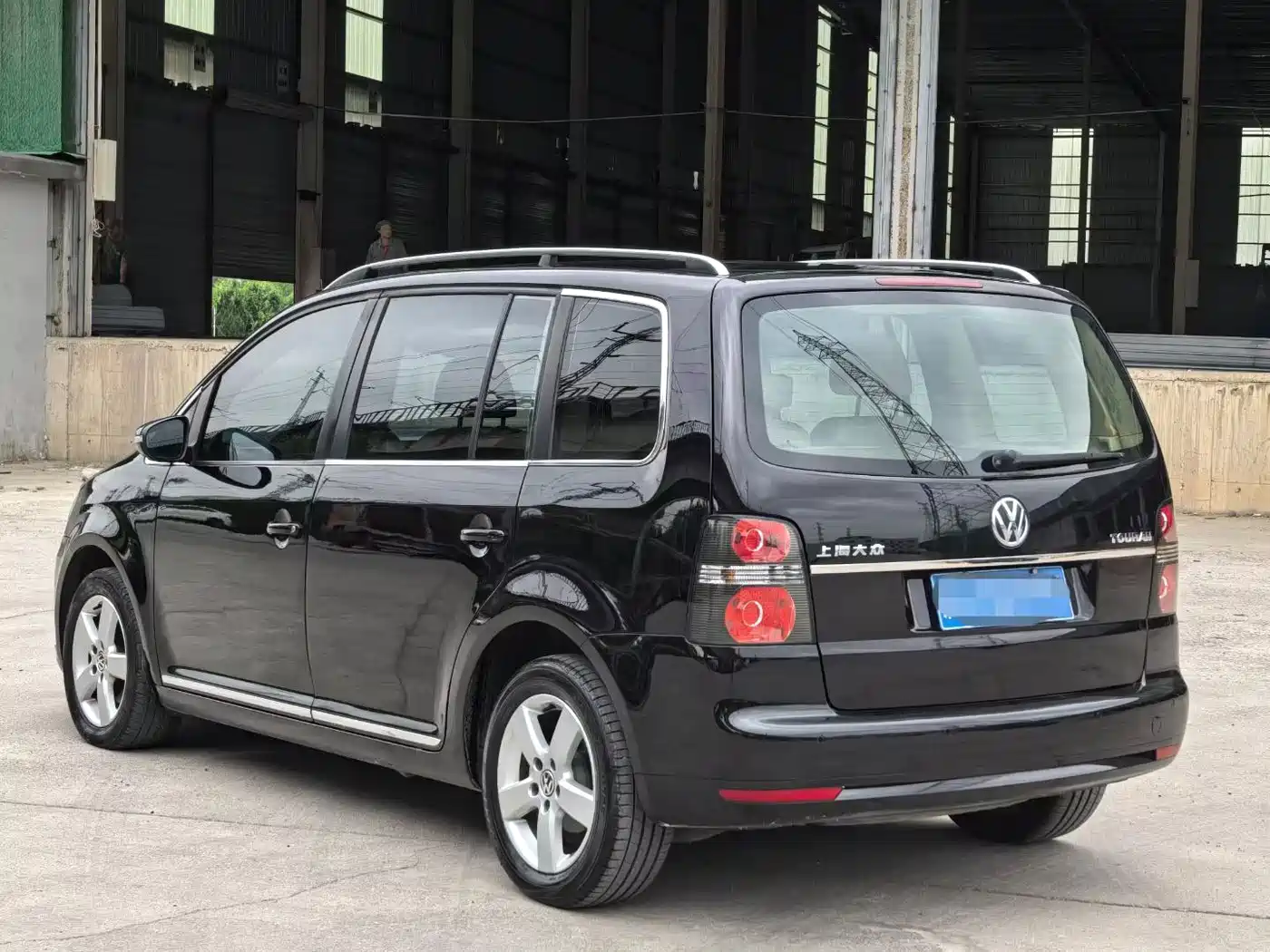 Volkswagen Touran 2015 2013 1.4T Manual Comfort 5-seater