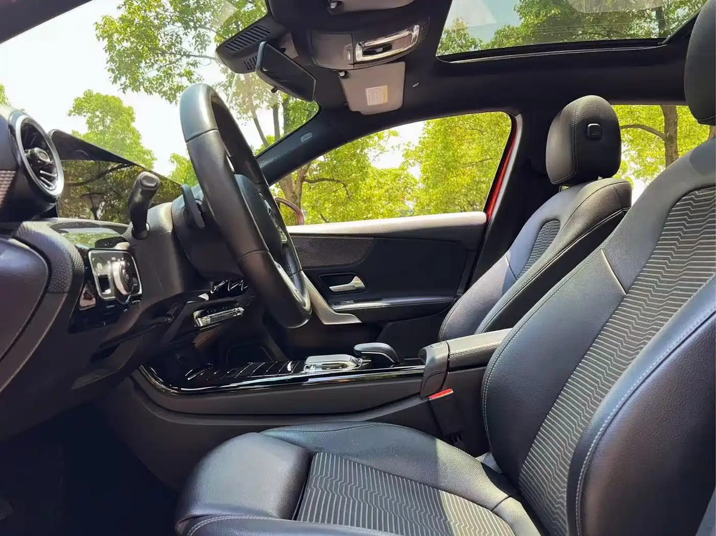 Mercedes-Benz A-Class (Import) 2019 A 200 Dynamic Version фото 11