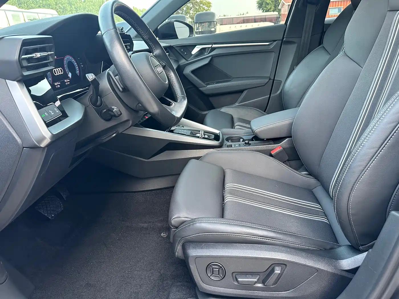 Audi A3 2023 A3L Limousine 35 TFSI Fashion Sport фото 7
